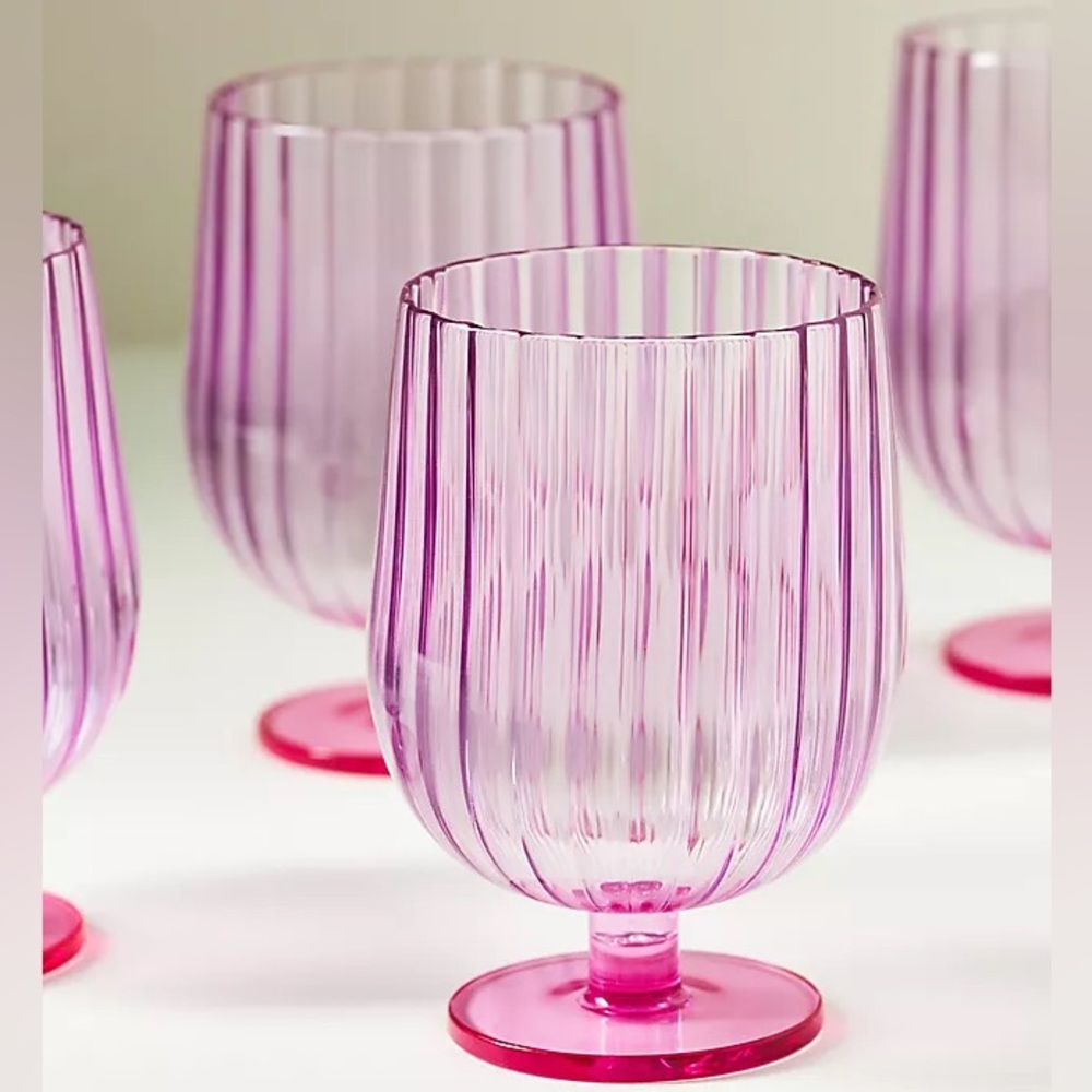 Anthropologie Raquel Scallop Acrylic Goblets, Set of 4 Wine Glasses